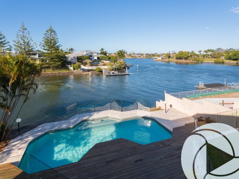 108 Edinburgh Road, Benowa Waters QLD 4217