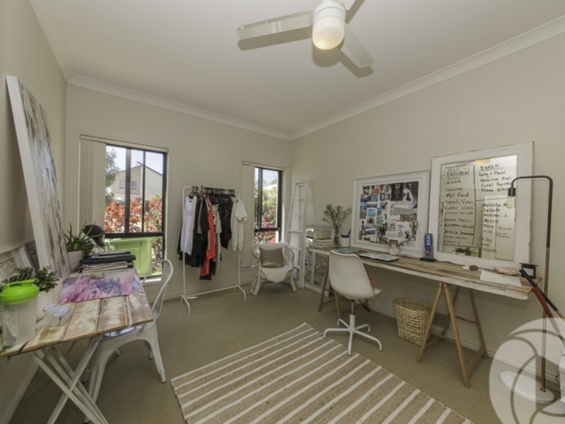 13 Menton Avenue, Varsity Lakes QLD 4227
