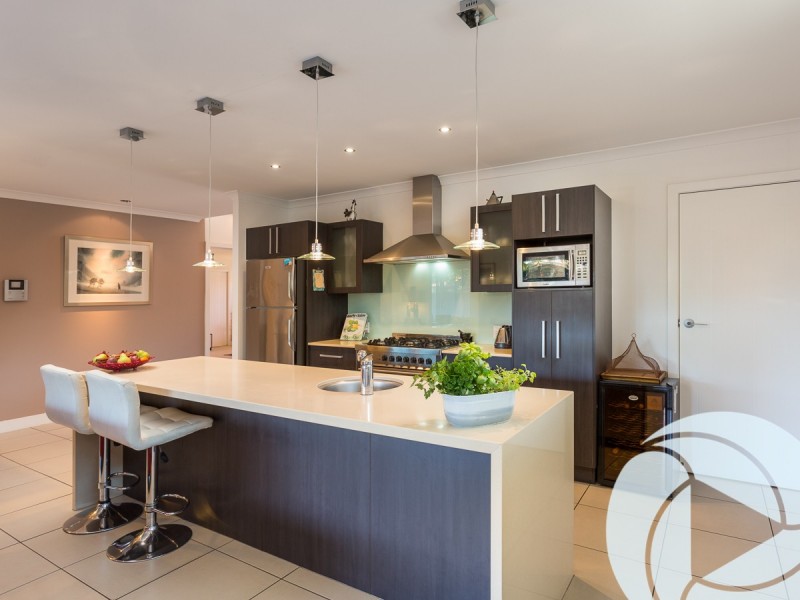 100 Rio Vista Boulevard, Broadbeach Waters QLD 4218