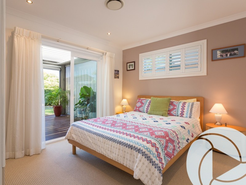 100 Rio Vista Boulevard, Broadbeach Waters QLD 4218