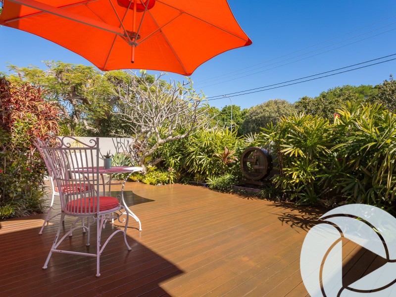 100 Rio Vista Boulevard, Broadbeach Waters QLD 4218