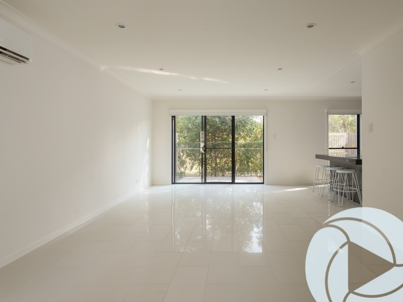 143 North Hill Drive, Robina QLD 4226