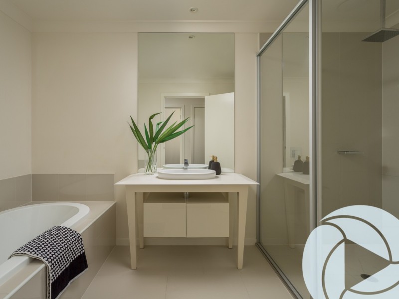 143 North Hill Drive, Robina QLD 4226