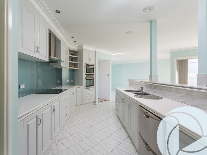 3 Donegal Crescent, Sorrento QLD 4217