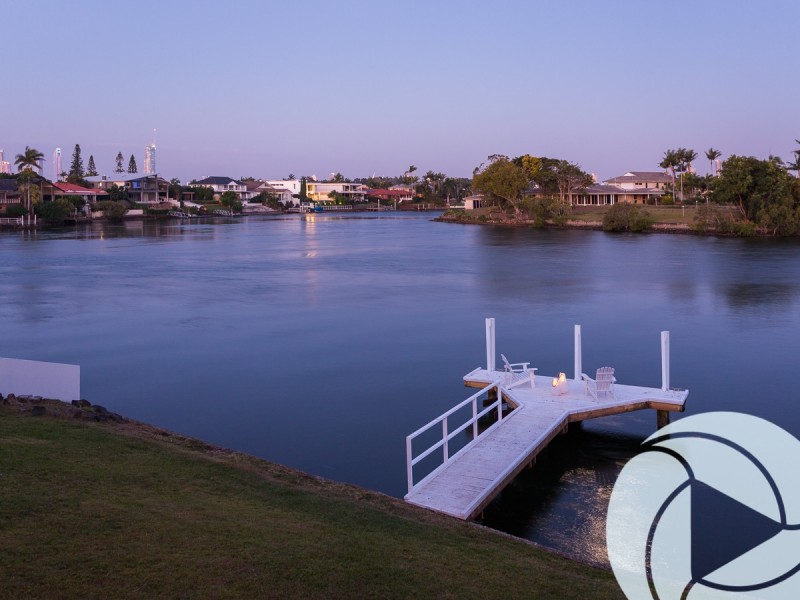 118 Edinburgh Road, Benowa Waters QLD 4217