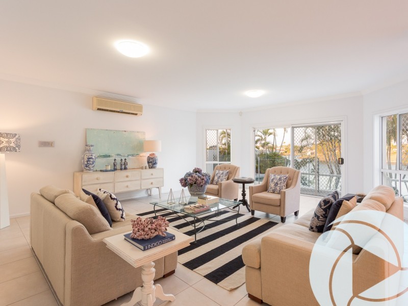 118 Edinburgh Road, Benowa Waters QLD 4217