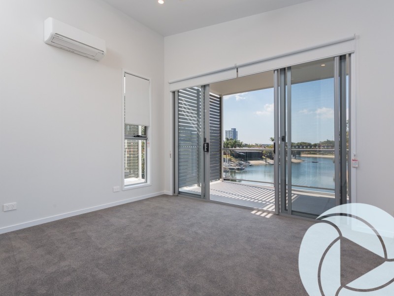 2/184 Rio Vista Boulevard, Mermaid Waters QLD 4218