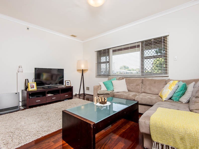 205 Scott Street, Cloverdale WA 6105