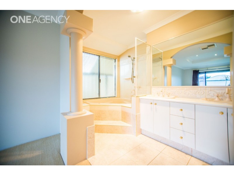 9 Formosa Pass, Canning Vale WA 6155