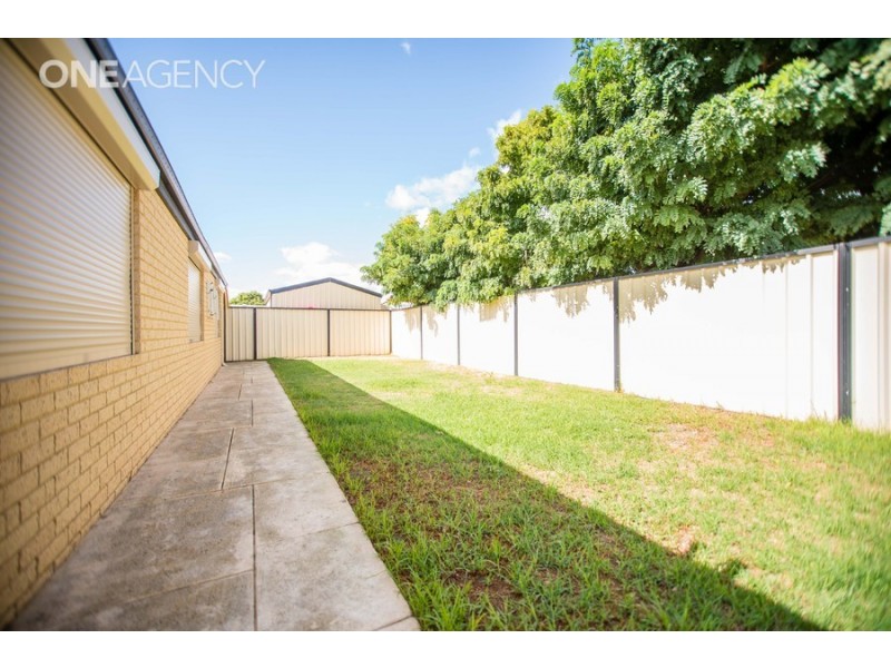 9 Formosa Pass, Canning Vale WA 6155