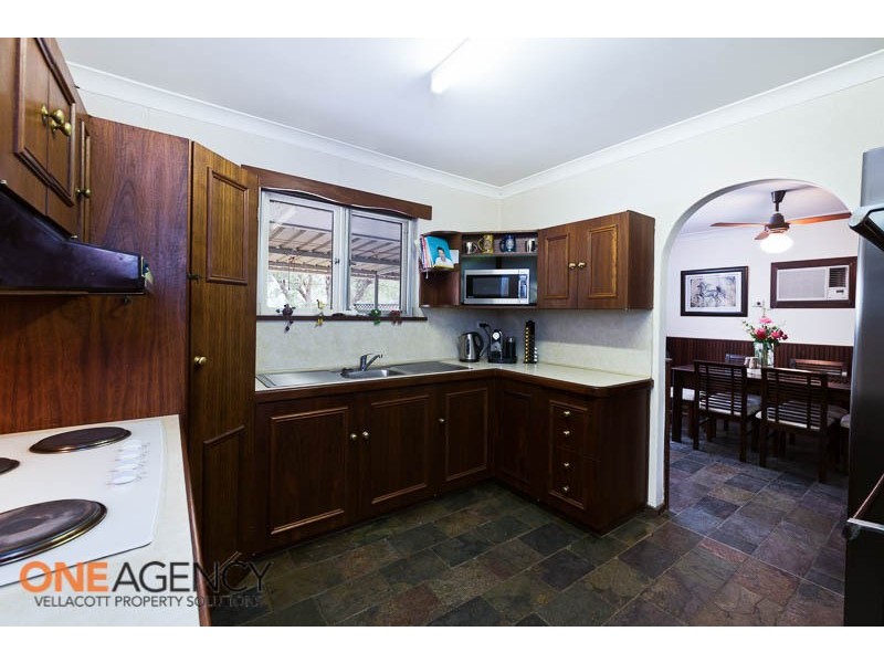 54 Staniland Street, Orange Grove WA 6109