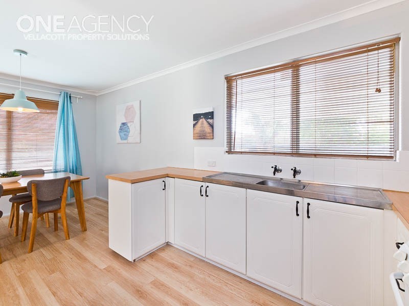 2 Westerham Way, Huntingdale WA 6110