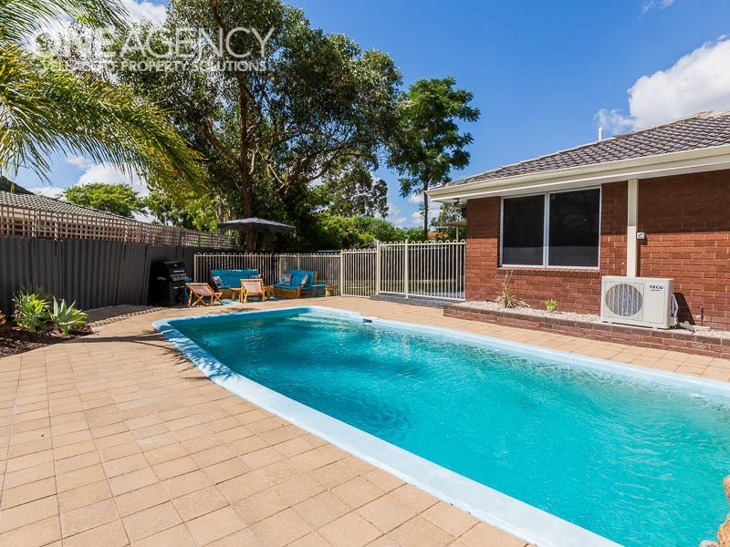 2 Westerham Way, Huntingdale WA 6110