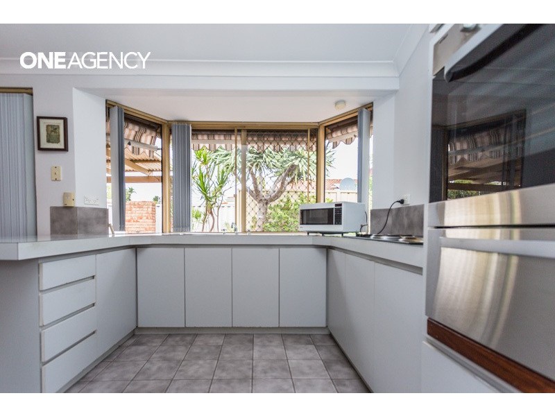 38 Lyndale Avenue, Parkwood WA 6147