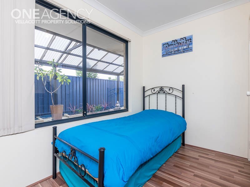 25 Kurrajong Boulevard, Banksia Grove WA 6031