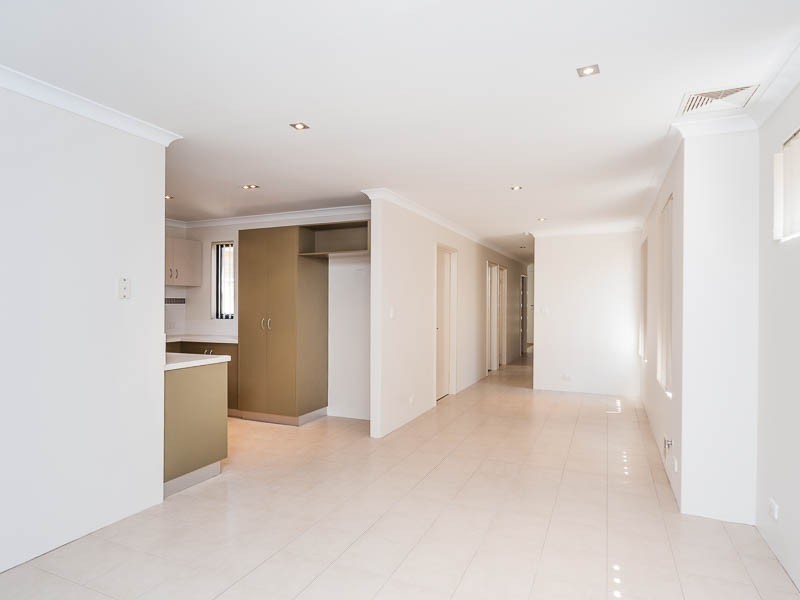 3/17 Pearson Drive, Success WA 6164