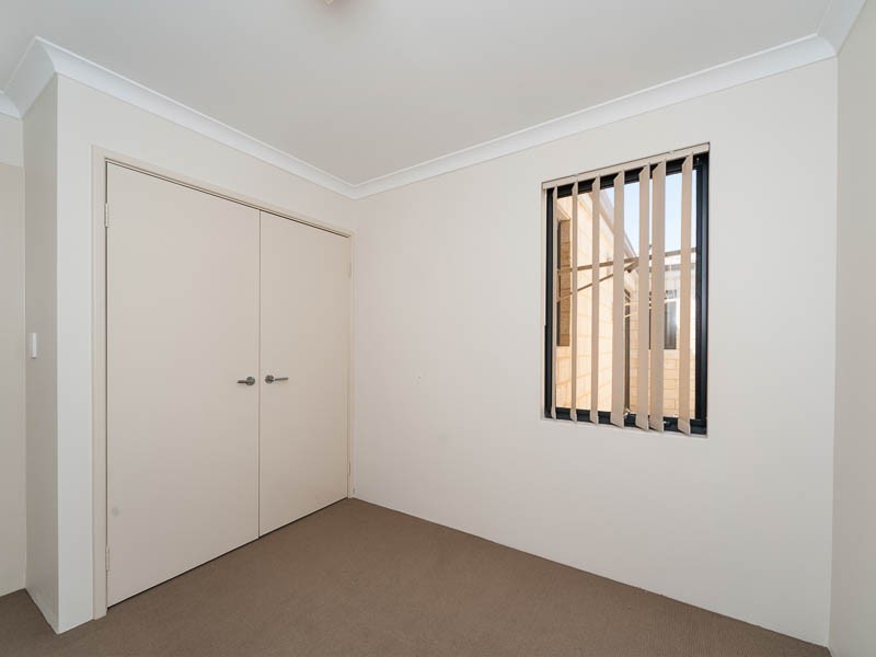3/17 Pearson Drive, Success WA 6164