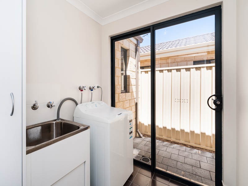 3/17 Pearson Drive, Success WA 6164