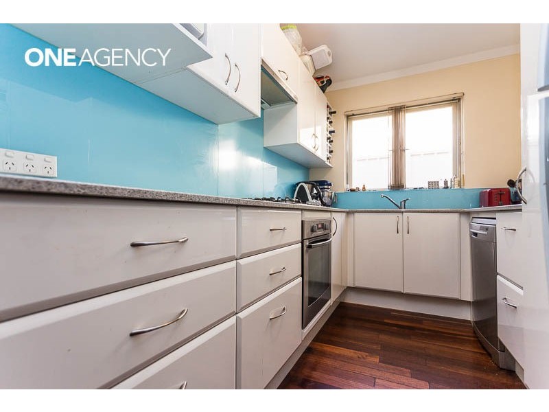 2/55 Lockhart Street, Como WA 6152