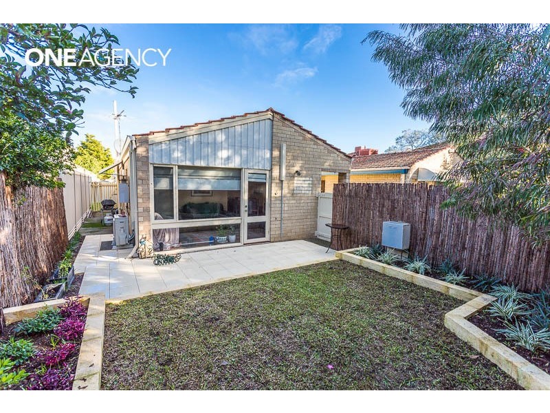 2/55 Lockhart Street, Como WA 6152