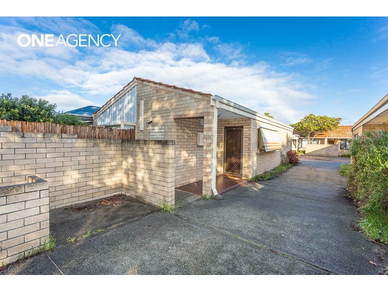 2/55 Lockhart Street, Como WA 6152
