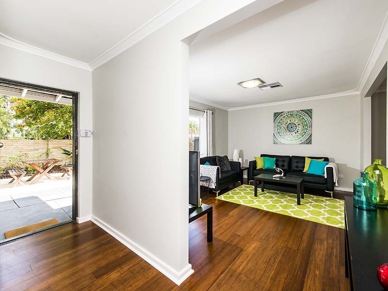 54 Dawson Street, Armadale WA 6112