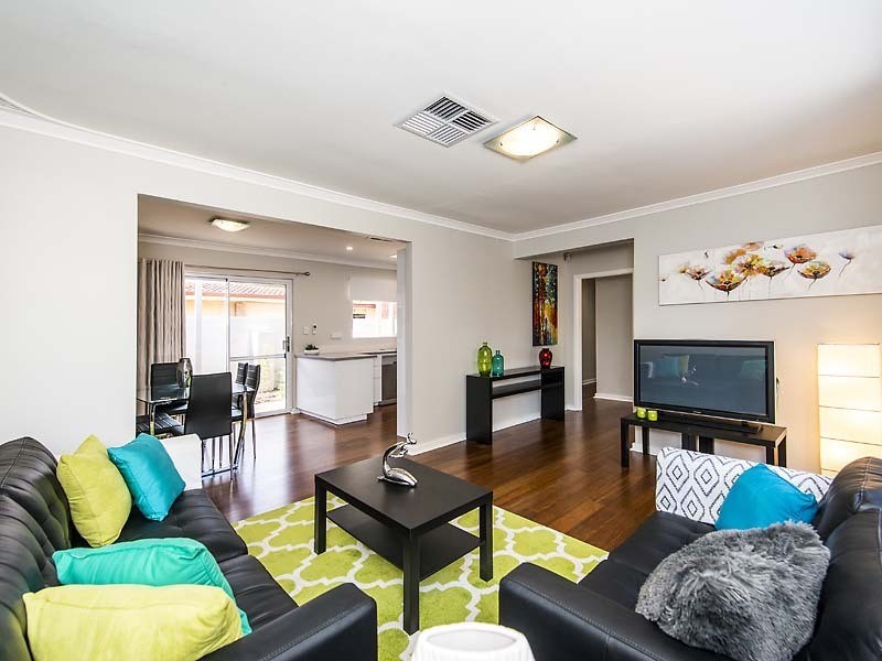 54 Dawson Street, Armadale WA 6112