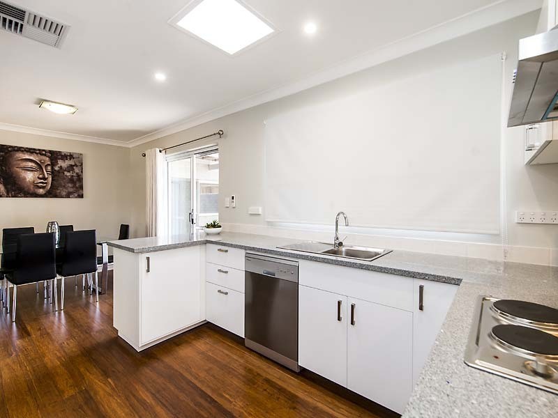 54 Dawson Street, Armadale WA 6112