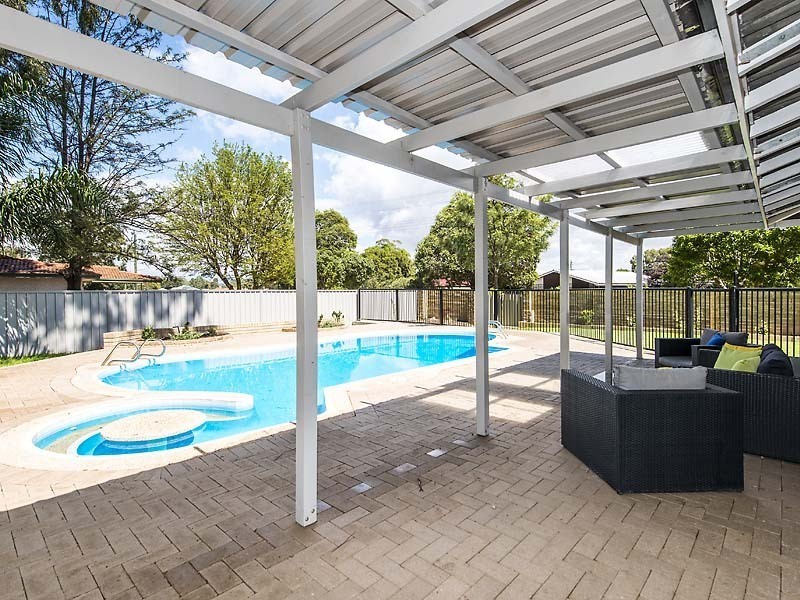 54 Dawson Street, Armadale WA 6112