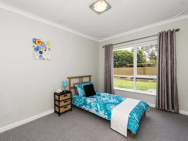 54 Dawson Street, Armadale WA 6112