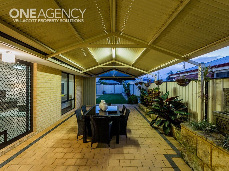 57 Bindoon Loop, Huntingdale WA 6110