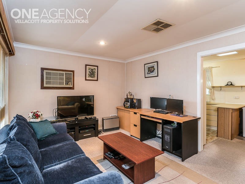 27 Harpenden Street, Huntingdale WA 6110