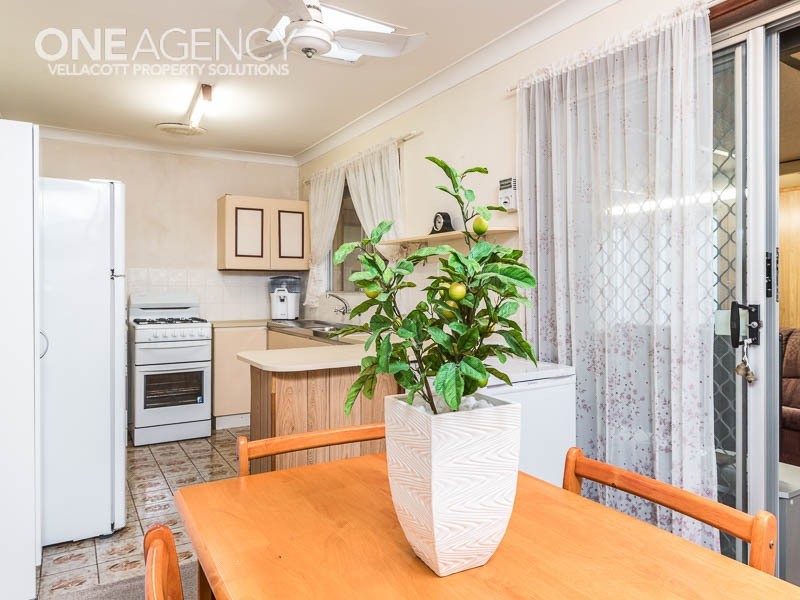 27 Harpenden Street, Huntingdale WA 6110