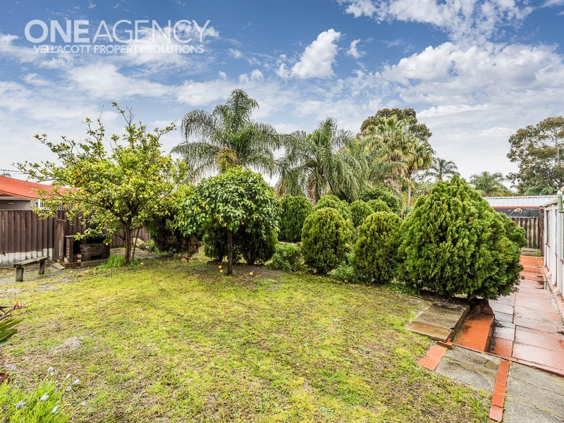 27 Harpenden Street, Huntingdale WA 6110