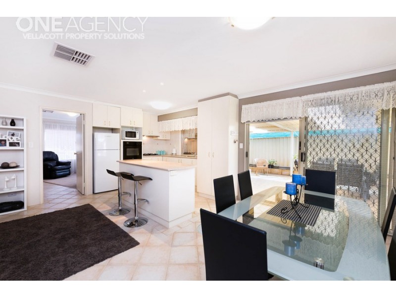 2 Blakemore Retreat, Huntingdale WA 6110