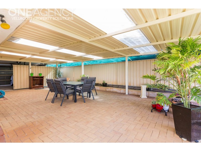 2 Blakemore Retreat, Huntingdale WA 6110