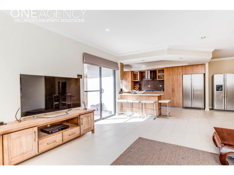 53 Kingsway, Madeley WA 6065