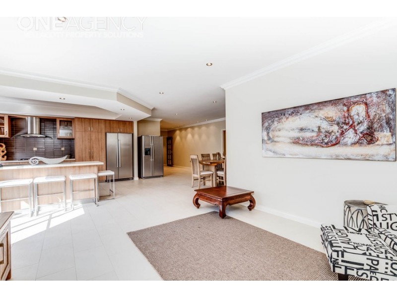 53 Kingsway, Madeley WA 6065