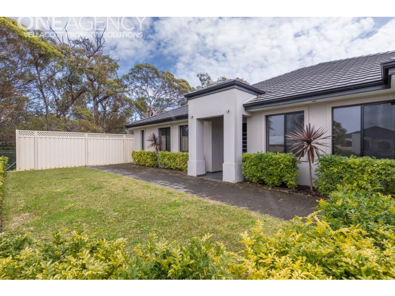 53 Kingsway, Madeley WA 6065
