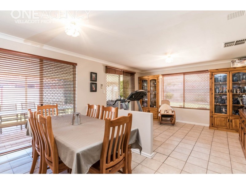 16 Brown Crescent, Seville Grove WA 6112