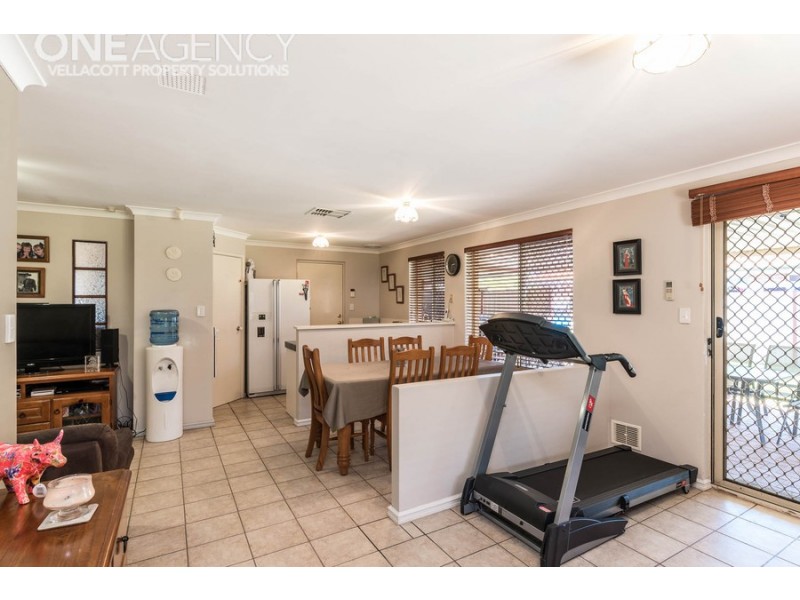 16 Brown Crescent, Seville Grove WA 6112