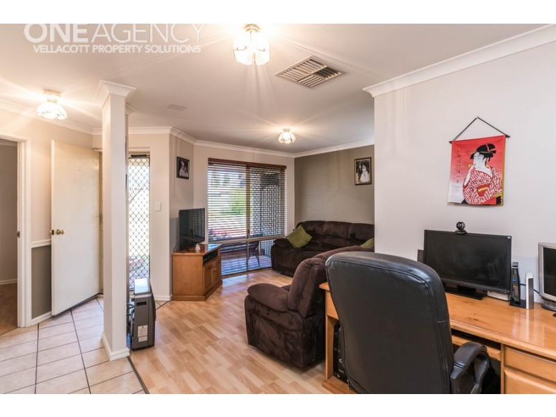 16 Brown Crescent, Seville Grove WA 6112