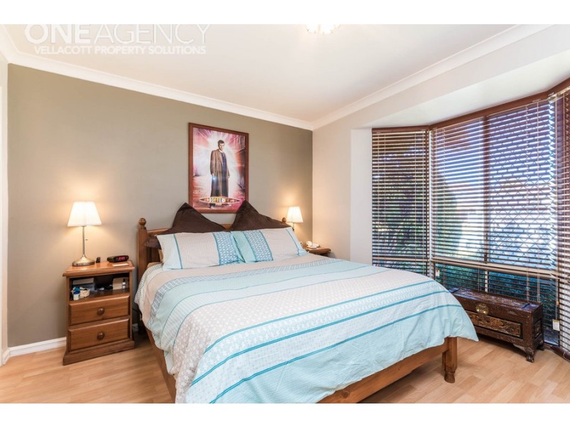 16 Brown Crescent, Seville Grove WA 6112