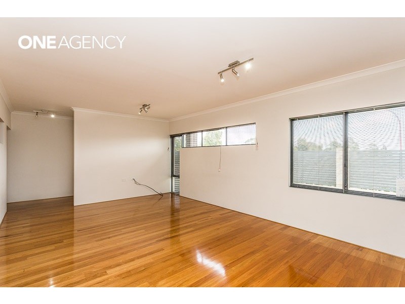 54 Elkhorn Avenue, Southern River WA 6110