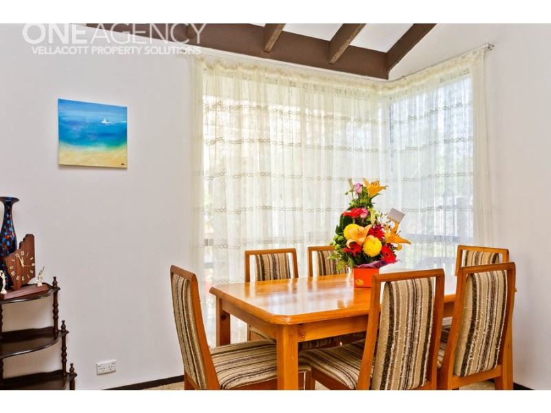 18 Chifley Place, Huntingdale WA 6110