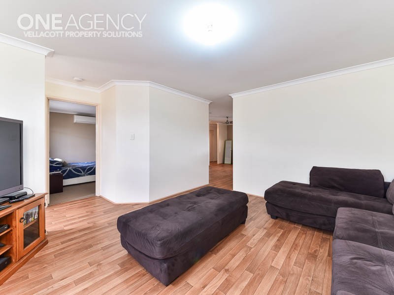 18/7 Lester Drive, Thornlie WA 6108