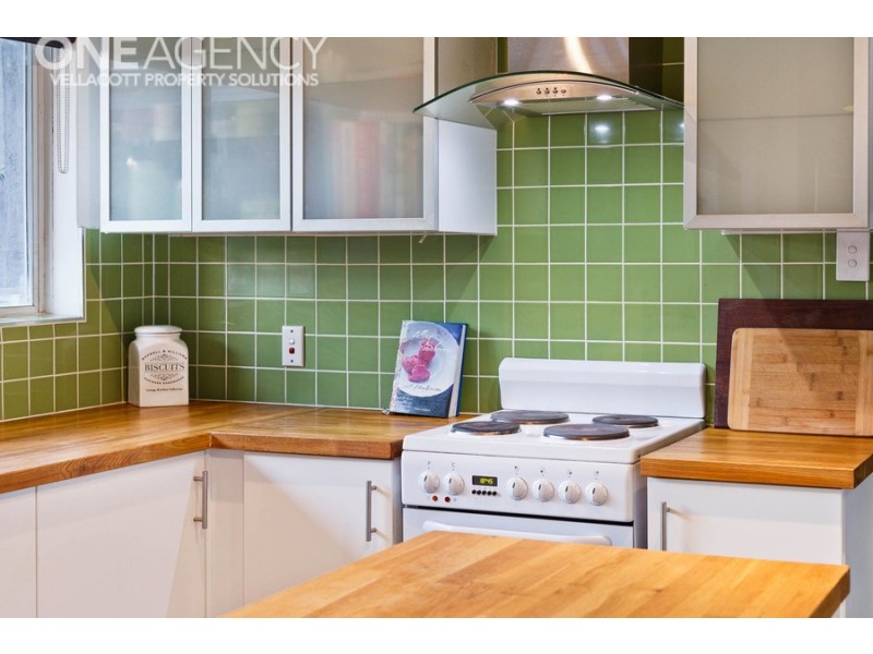 24 Oriole Way, Thornlie WA 6108