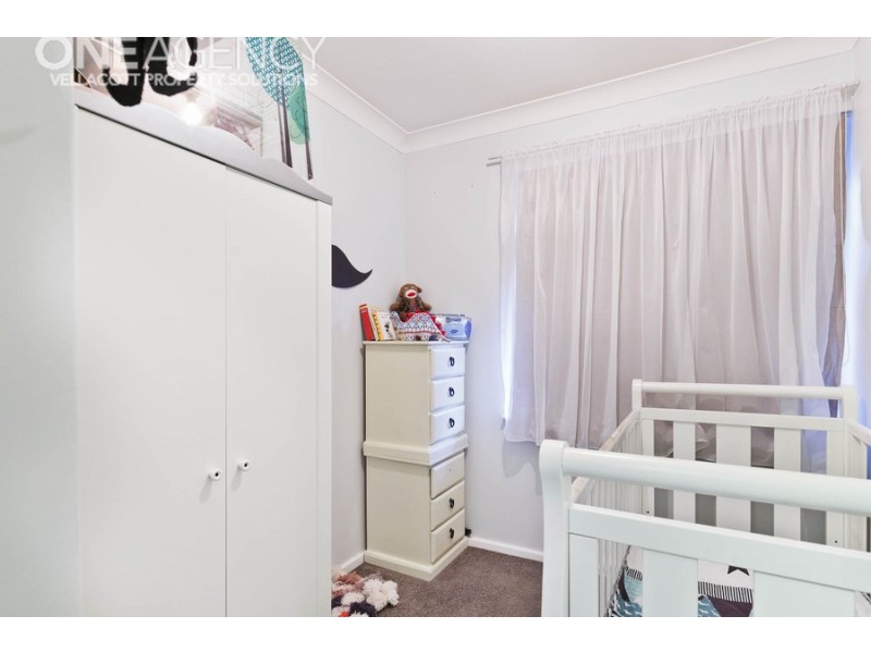 24 Oriole Way, Thornlie WA 6108