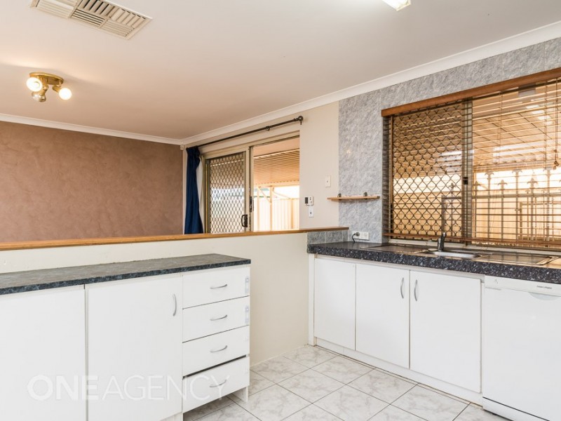 7 Songlark Place, Huntingdale WA 6110