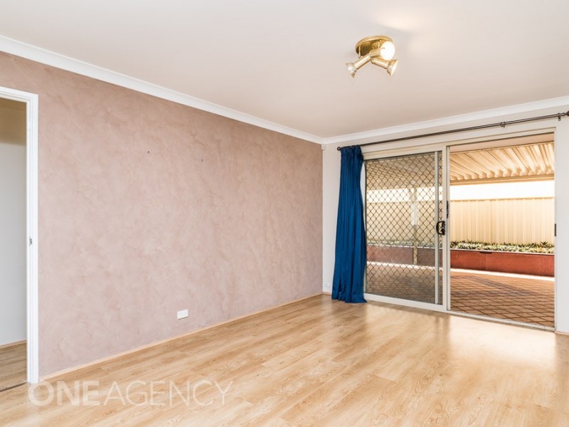 7 Songlark Place, Huntingdale WA 6110